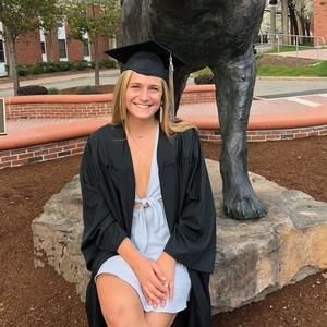 Meet your Posher, Alicia